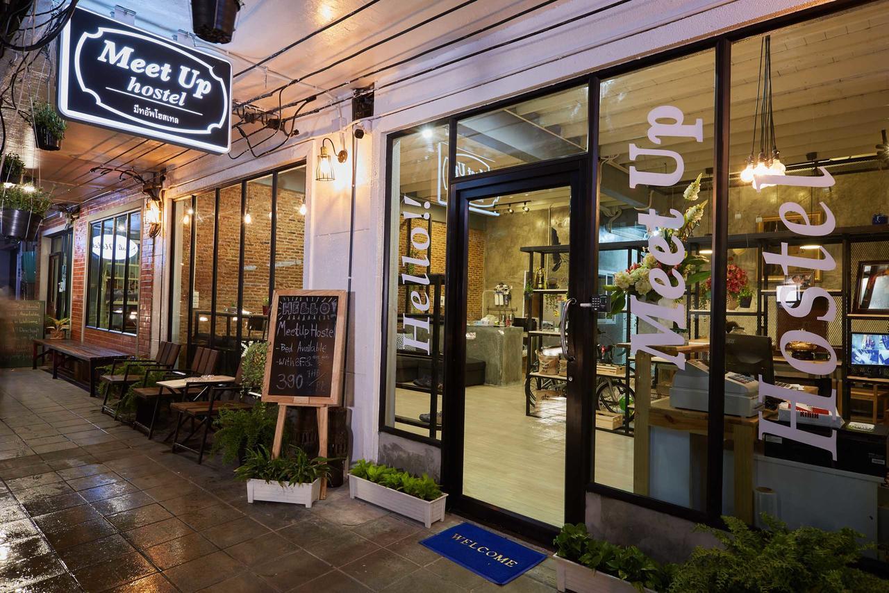 Meet Up Hostel Bangkok Exteriör bild